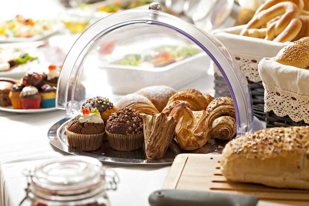 סראייבו Hotel Aziza מראה חיצוני תמונה