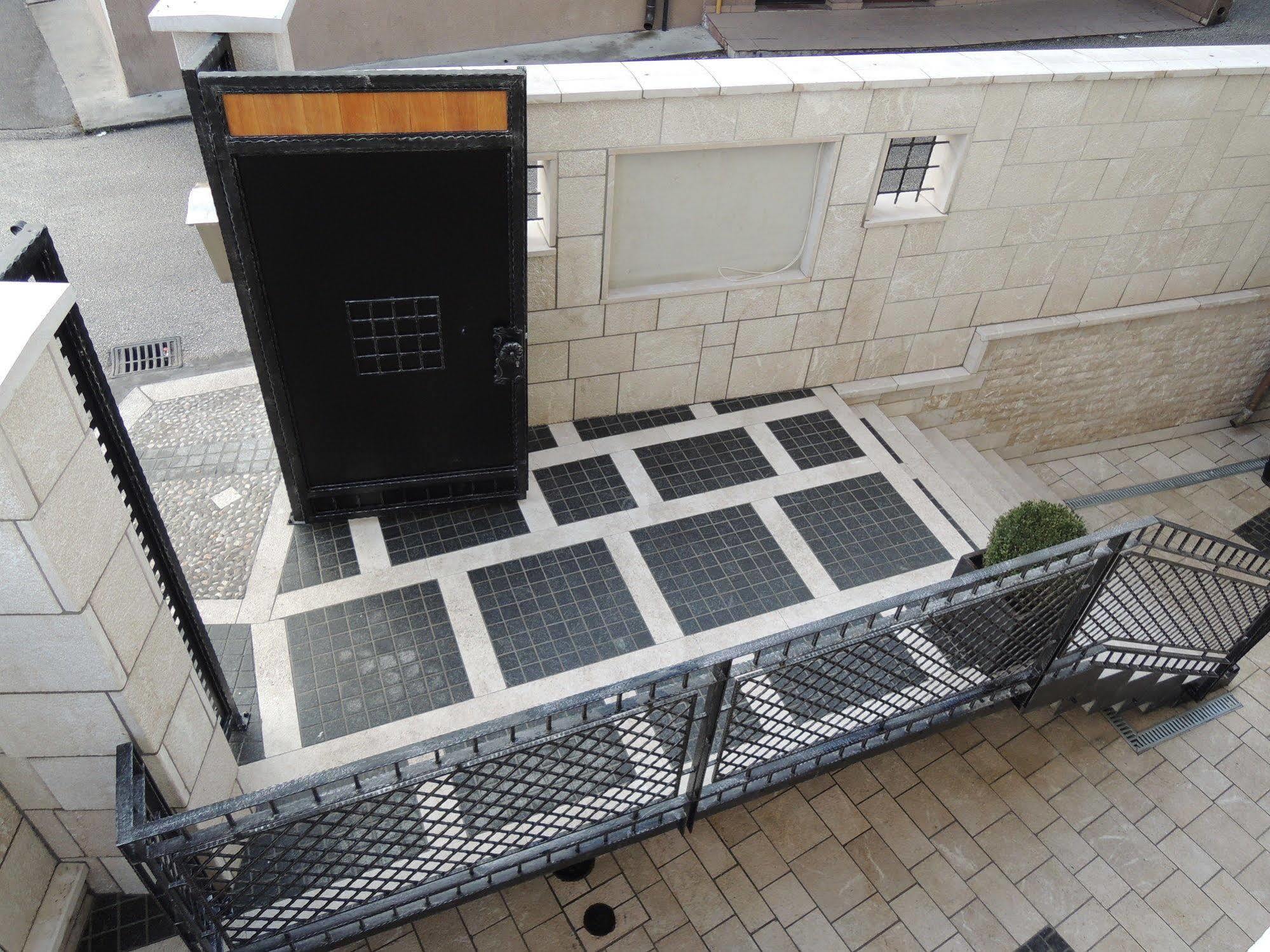סראייבו Hotel Aziza מראה חיצוני תמונה